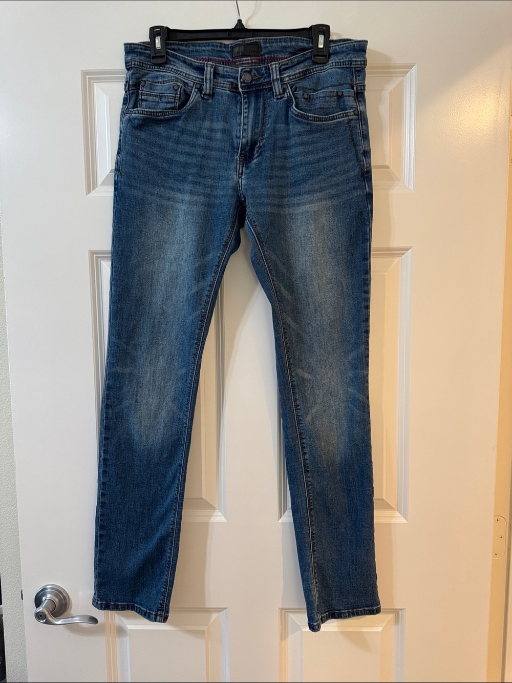 Slim Straight Men's Jeans in Medium Blue